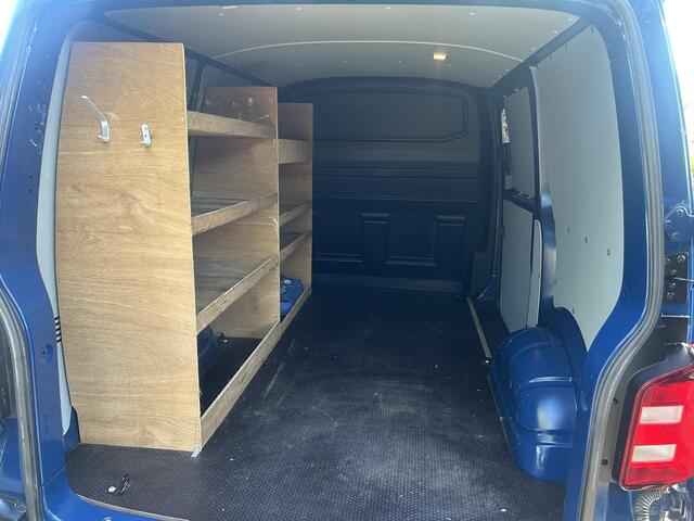 Volkswagen TRANSPORTER 2.0 TDI L1H1 Comfortline 102PK | CarPlay | voorruit verw | PDC | trekhaak