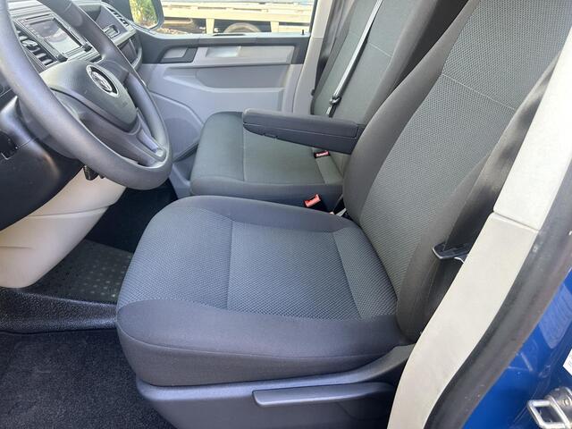 Volkswagen TRANSPORTER 2.0 TDI L1H1 Comfortline 102PK | CarPlay | voorruit verw | PDC | trekhaak