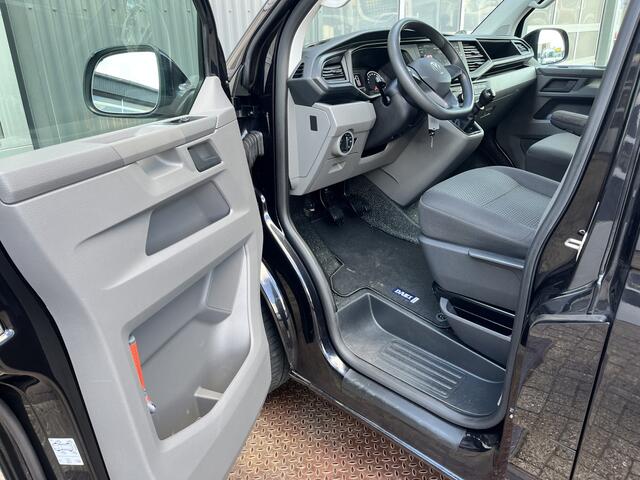 Volkswagen TRANSPORTER 2.0 TDI L2H1 DC 150PK Airco Cruise controle Telefoonverbinding Trekhaak 2500kg trekgewicht Apple carplay Navigatiesysteem schuifdeur Euro 6 DC 1e eigenaar Dealer onderhouden