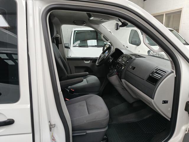 Volkswagen TRANSPORTER Kombi 2.0 TDI KOMBI PERSONENBUS AUTOM