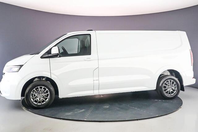 Volkswagen TRANSPORTER 2.0 TDI 150pk L2H1 32 Style | Voor Mekaar Deal > Netto-ACTIE-Prijs; bij koop of leasen via HK / excl. kosten rijklaarmaken < | Schuifdeur links + rechts | Trekhaak | Verwarmbare voorruit |