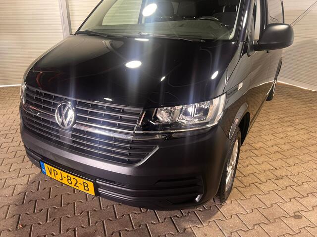 Volkswagen TRANSPORTER 2.0 TDI L2H1 28 dubbele cabine 6persoons nieuwstaat VVB400 BPM vrij! Benut nu nog uw voordeel!