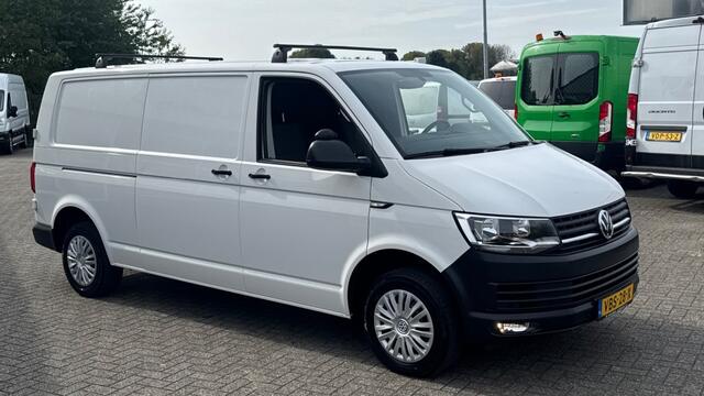 Volkswagen TRANSPORTER 2.0 TDI 75KW 102PK L2H1 EURO 6 AIRCO/ CRUISE CONTROL/ TREKHAAK/ NAVIGATIE/ 100% DEALERONDERHOUDEN
