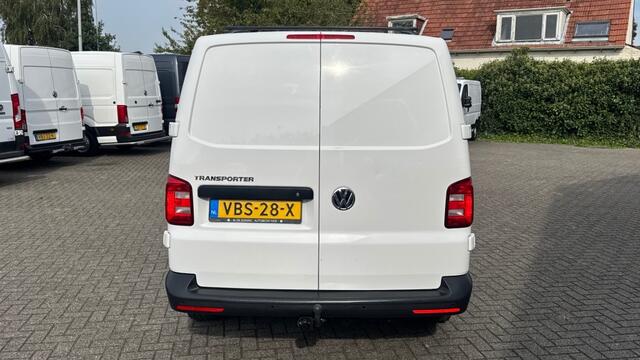 Volkswagen TRANSPORTER 2.0 TDI 75KW 102PK L2H1 EURO 6 AIRCO/ CRUISE CONTROL/ TREKHAAK/ NAVIGATIE/ 100% DEALERONDERHOUDEN