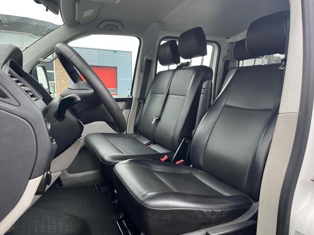 Volkswagen TRANSPORTER 2.0 TDI DC | Elektrische kiepbak | Zwaailamp | Airco | Lederen bekleding