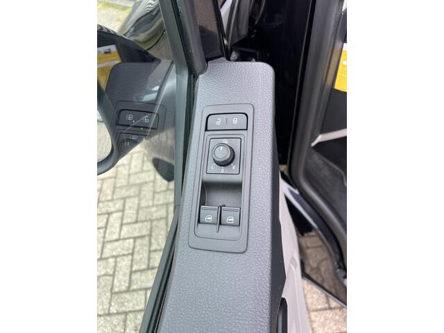 Volkswagen TRANSPORTER 2.0 TDI L2H1 DC Dubbel Cabine Highline