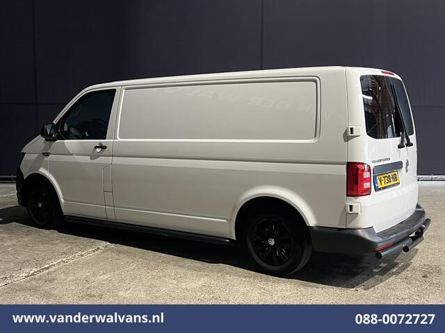 Volkswagen TRANSPORTER 2.0 TDI L2H1 Euro6 Airco | Navigatie | Apple Carplay | Android Auto | Cruisecontrol Trekhaak, Sidebars, LM velgen, Bijrijdersbank