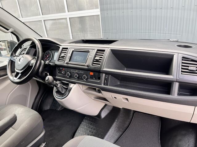 Volkswagen TRANSPORTER 2.0 TSI L1H1 Benzine/Cng Dubbele Schuifdeur Airco Cruise controle Bpm vrij Trekhaak Klep achter Stand kachel Euro 6 Benzine Ideaal voor ombouw naar Camper !!