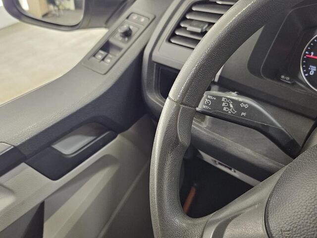Volkswagen TRANSPORTER 2.0 TDI L2H1 Imperiaal/Navi/Trekhaak