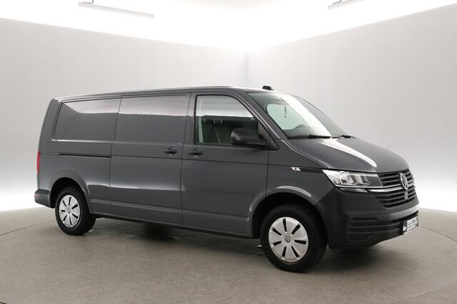 Volkswagen TRANSPORTER 2.0 TDI T6.1 L2H1 150PK | Automaat | Camera | Carplay | 3-Zits | Airco | Trekh. | Achterklep