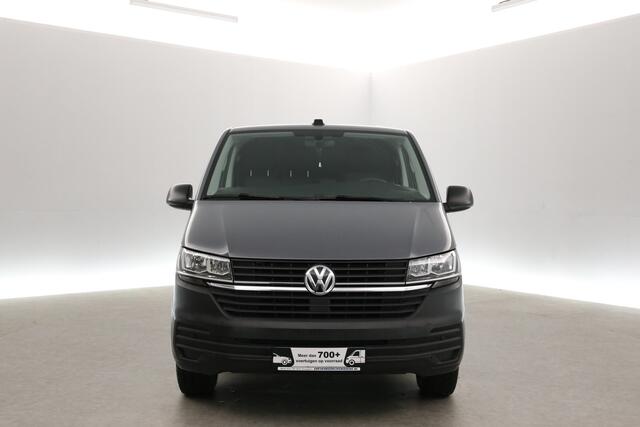 Volkswagen TRANSPORTER 2.0 TDI T6.1 L2H1 150PK | Automaat | Camera | Carplay | 3-Zits | Airco | Trekh. | Achterklep