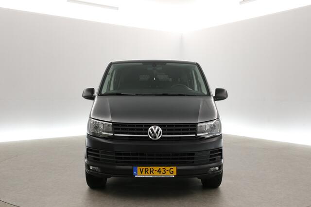Volkswagen TRANSPORTER 2.0 TDI 150PK L2H1 | DC | Airco | Cruise | Trekh. | Parkeersens.