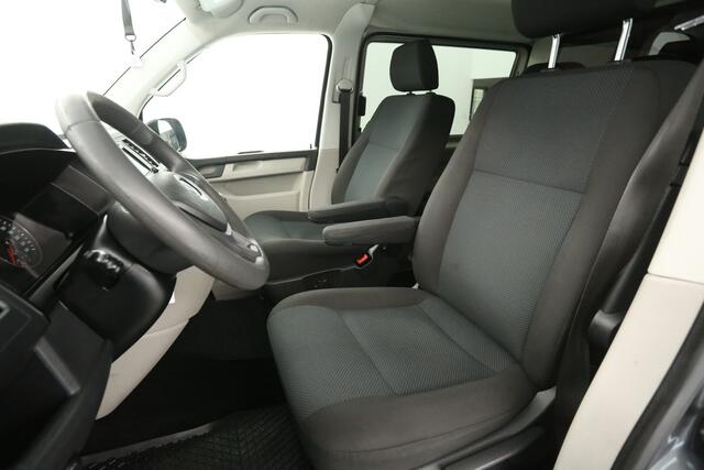 Volkswagen TRANSPORTER 2.0 TDI 150PK L2H1 | DC | Airco | Cruise | Trekh. | Parkeersens.