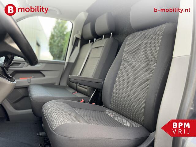Volkswagen TRANSPORTER 2.0 TDI L2H1 Highline DSG Automaat Trekhaak 2.500KG | Apple CarPlay/ Android auto | PDC Voor/Achter | Navigatie