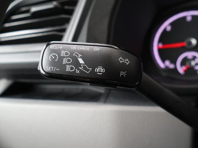 Volkswagen TRANSPORTER 2.0 TDI L2H1 30 DC Highline | 150 PK | Trekhaak | Airco | Cruise control |