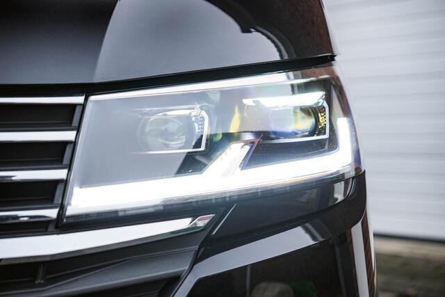 Volkswagen TRANSPORTER T6.1 2.0 TDI 204 PK DSG CARAVELLE L2H1 A-KLEP DUB/DUB ACC | LED | Leder | Virtual Cockpit | Privacy glass |