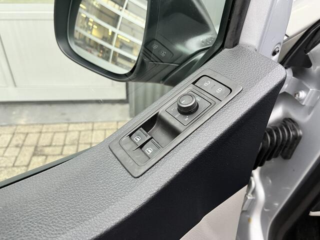 Volkswagen TRANSPORTER 2.0 TSI L2H1 Automaat Benzine/CNG Dubbele Schuifdeur Airco Cruise controle Bpm vrij Trekhaak Klep achter Omvormer Kastinrichting Standkachel Euro 6 Benzine Ideaal voor ombouw naar Camper !!