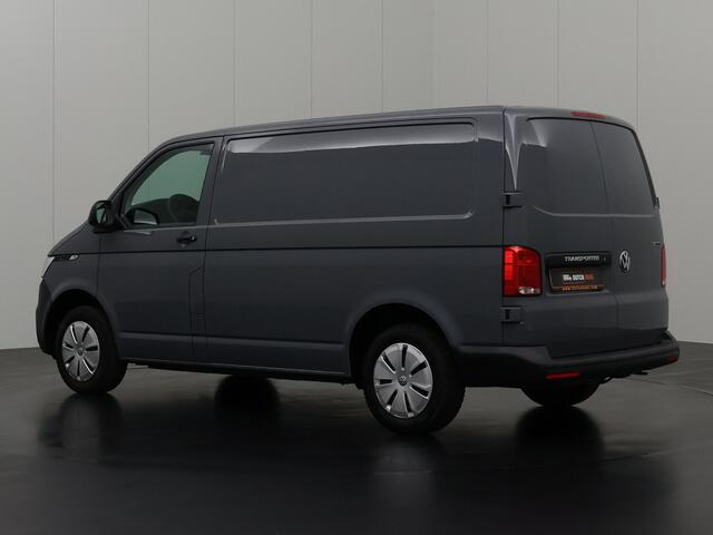 Volkswagen TRANSPORTER 2.0TDI 150PK 4-Motion Business | Achterdeuren | Airco | Cruise | Betimmering | 3-Persoons
