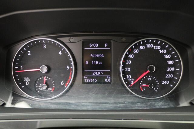 Volkswagen TRANSPORTER 2.0 TDI DSG L2H1 DC Highline 2x Schuifdeur, ACC, Apple Carplay, Bluetooth, LED, PDC, Trekhaak, 19''