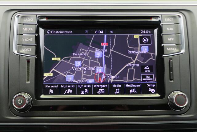 Volkswagen TRANSPORTER 2.0 TDI DSG L2H1 DC Highline 2x Schuifdeur, ACC, Apple Carplay, Bluetooth, LED, PDC, Trekhaak, 19''