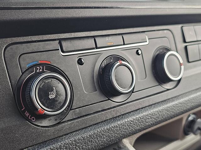 Volkswagen TRANSPORTER 2.0 TDI L2H1 utomaat Airco Standkachel Cruise Navi Multibeam LED Euro6 150 PK!