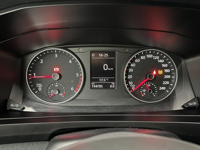 Volkswagen TRANSPORTER 2.0TDI Lang Highline | Navigatie | Airco | Cruise | Betimmering