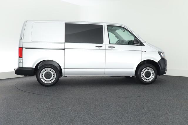 Volkswagen TRANSPORTER 2.0 TDI 150pk DSG L1H1 Parkeersensoren Stoelverwarming