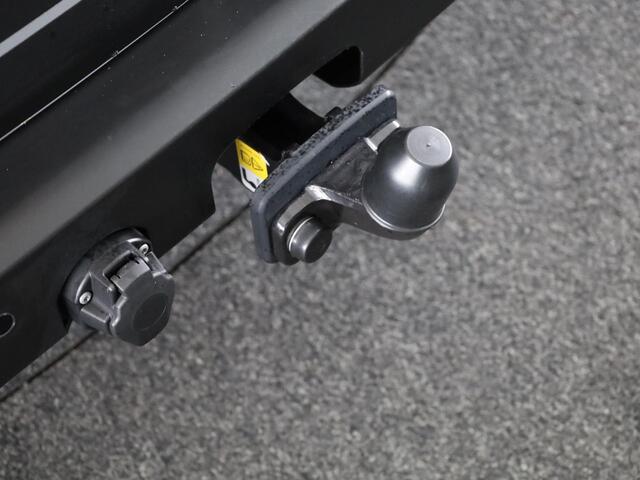 Volkswagen TRANSPORTER 2.0 TDI L2H1 30 4MOTION PanAmericana 170Pk Automaat DC Dubbele cabine | Verlangde garantie | Lederen bekleding | Trekhaak | Navigatie |