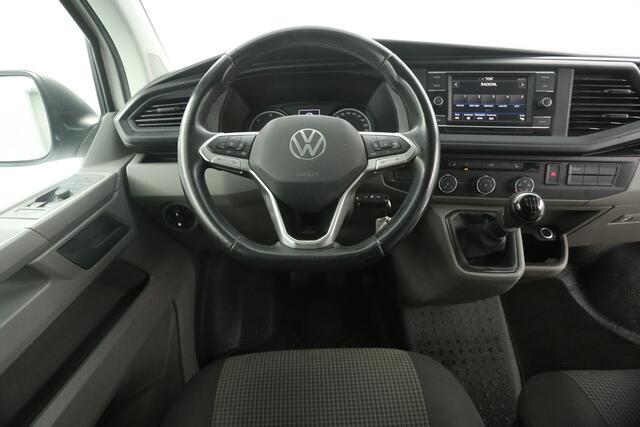 Volkswagen TRANSPORTER 2.0 TDI | Airco | Adap. Cruise | 3-Zits | Trekh. | Camera | Carplay | Stoelverw.