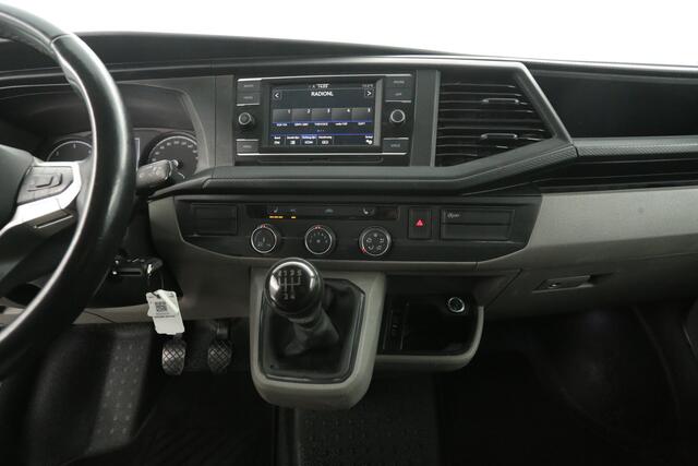 Volkswagen TRANSPORTER 2.0 TDI | Airco | Adap. Cruise | 3-Zits | Trekh. | Camera | Carplay | Stoelverw.