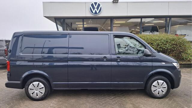 Volkswagen TRANSPORTER 2.0 TDI L2H1 28 Comfortline Trekhaak / PDC / Navigatie