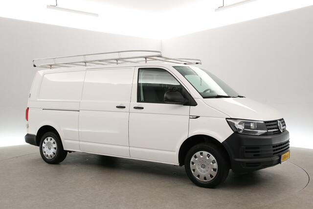 Volkswagen TRANSPORTER 2.0 TDI 140PK L2H1 | Airco | Cruise | Trekhaak | Navigatie | Imperiaal