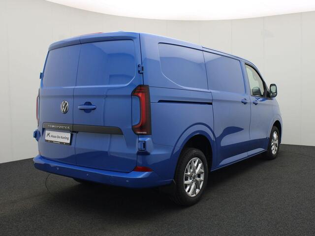 Volkswagen TRANSPORTER 2.0 TDI 170pk DSG Bulli L1 · Camera · Alarm · Apple/Android Car Play · Navigatie · P-Sensoren · Trekhaakvoorbereiding · Garantie t/m 26-12-2028 of 100.000km