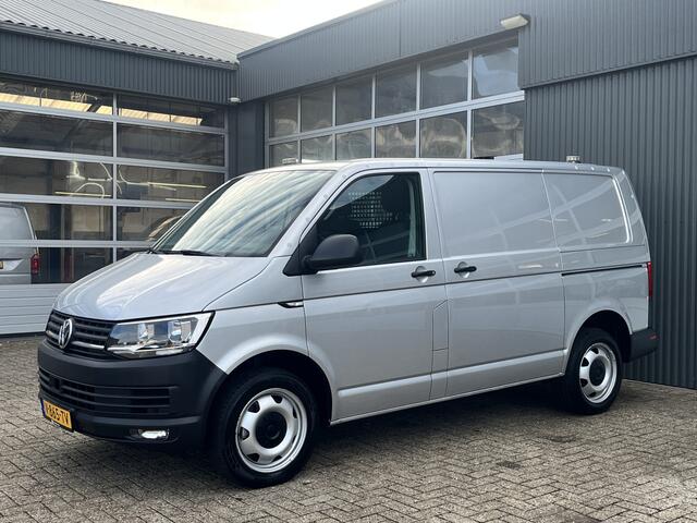 Volkswagen TRANSPORTER 2.0 TSI L1H1 Automaat Benzine/CNG Dubbele Schuifdeur Airco Cruise controle Bpm vrij Trekhaak Klep achter Omvormer Kastinrichting Standkachel Euro 6 Benzine Ideaal voor ombouw naar Camper !!