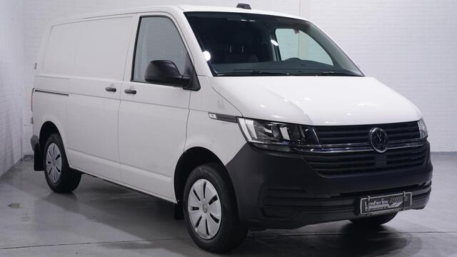 Volkswagen TRANSPORTER 2.0 TDI 110 pk L1H1 Airco, Apple Carplay Laadruimte Pakket, PDC achter, 3-Zits