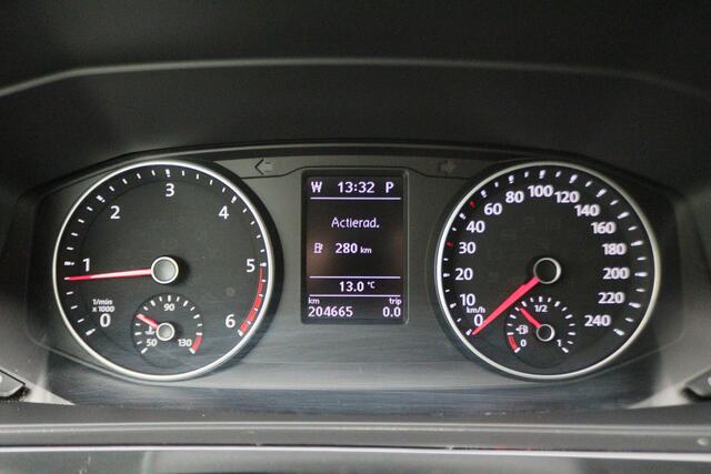 Volkswagen TRANSPORTER 2.0 TDI DSG L2H1 DC Highline