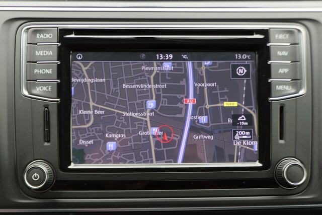 Volkswagen TRANSPORTER 2.0 TDI DSG L2H1 DC Highline