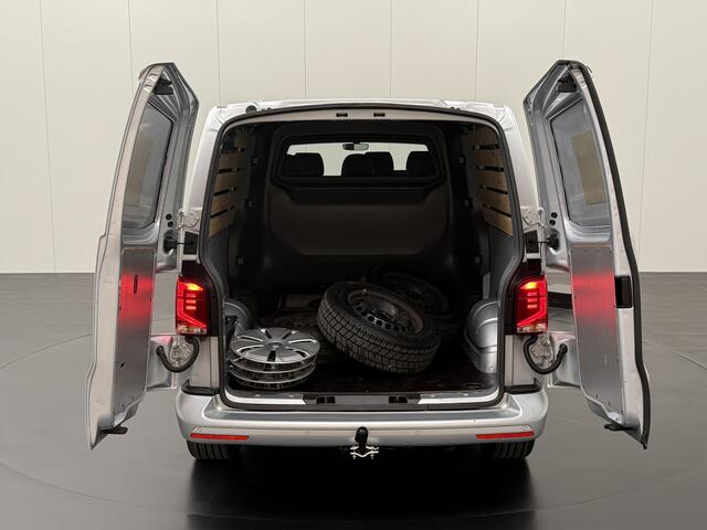 Volkswagen TRANSPORTER 2.0TDI 150PK DSG Automaat Lang Dubbele Cabine | Navigatie | Multimedia | 6-Peroons | Trekhaak