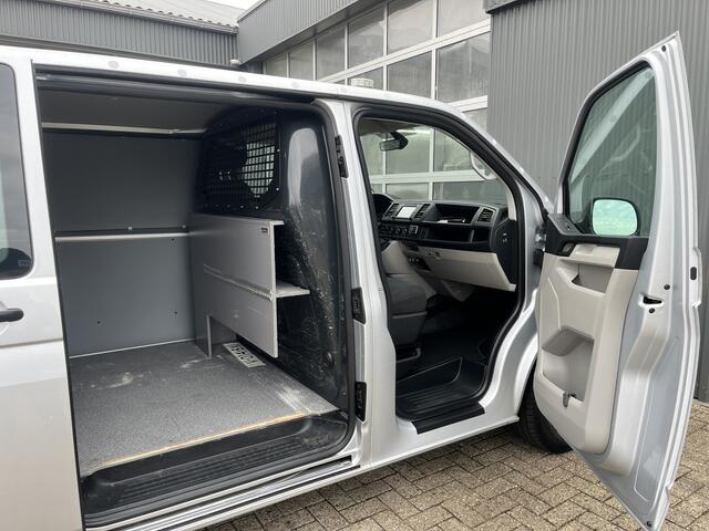 Volkswagen TRANSPORTER 2.0 TSI L2H1 Trendline Benzine /CNG Dubbele Schuifdeur Airco Cruise controle Bpm vrij Trekhaak Klep achter Omvormer Kastinrichting Standkachel Euro 6 Benzine Ideaal voor ombouw naar Camper !!