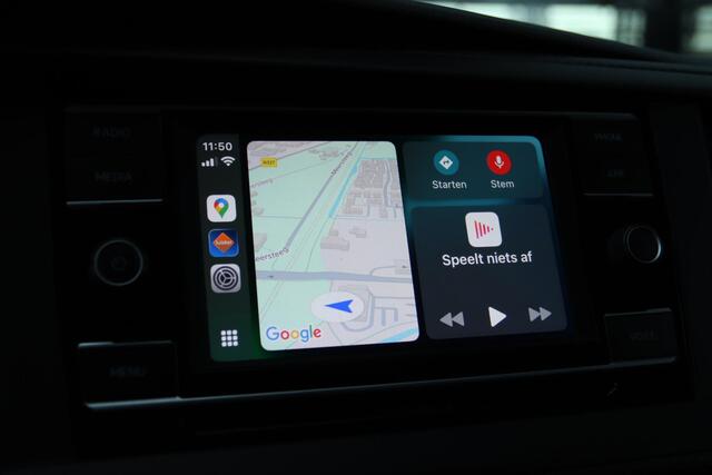 Volkswagen TRANSPORTER 2.0 TDI L1H1 30 | ACC | STOELVERW. | CAMERA | APPLE CARPLAY | TREKHAAK