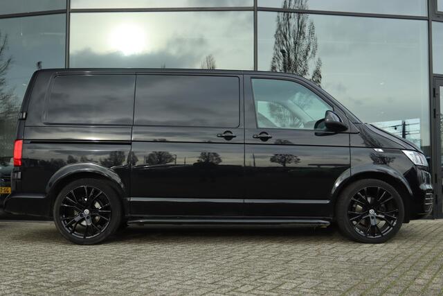 Volkswagen TRANSPORTER 2.0 TDI L1H1 30 | ACC | STOELVERW. | CAMERA | APPLE CARPLAY | TREKHAAK
