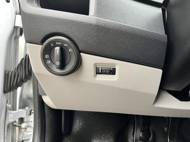 Volkswagen TRANSPORTER 2.0 TSI L2H1 Benzine /CNG Dubbele Schuifdeur Airco Cruise controle Bpm vrij Trekhaak Klep achter Omvormer Kastinrichting Standkachel Euro 6 Benzine Ideaal voor ombouw naar Camper !!