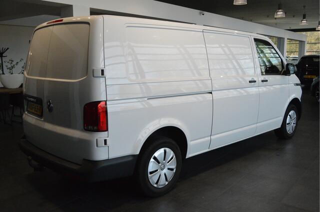 Volkswagen TRANSPORTER 2.0 TDI L2H1 airco navi cruise pdc trekhaak 150 pk !!