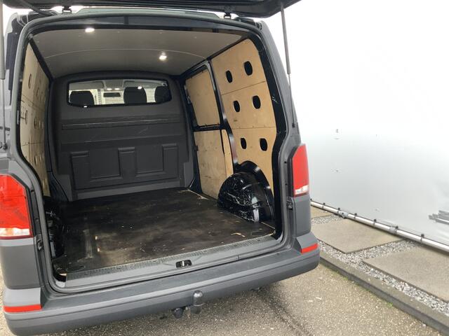 Volkswagen TRANSPORTER 2.0 TDI L1H1 26