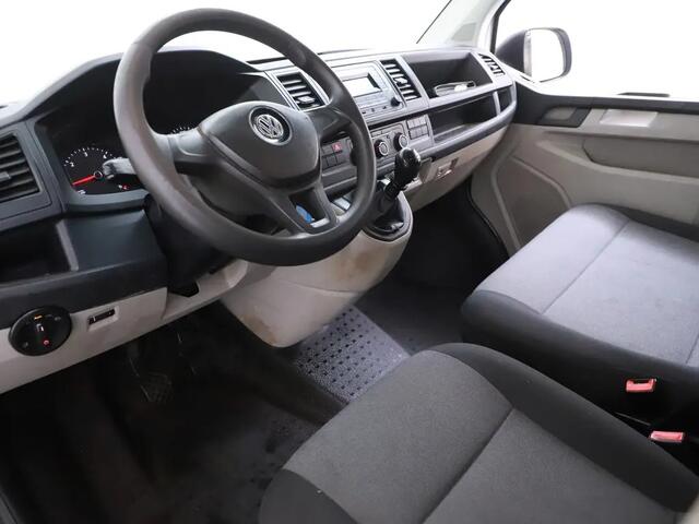 Volkswagen TRANSPORTER 2.0 TDI L2H1 DC 2018 km 84.000 Nap 1e eigenaar Trekhaak,Airco,Cruise,Cv Dealer onderhouden