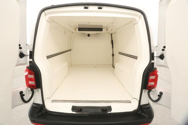 Volkswagen TRANSPORTER 2.0 TDI 150PK L1H1 | Koelwagen 4° | Nachtkoeling | Airco | Cruise | 3-Zits | Trekh. | Parkeersens.