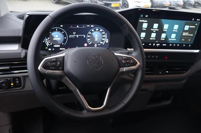 Volkswagen TRANSPORTER 2.0 TDI L2H1 30 Style Automaat | Trekhaak | ACC | LED | 17"