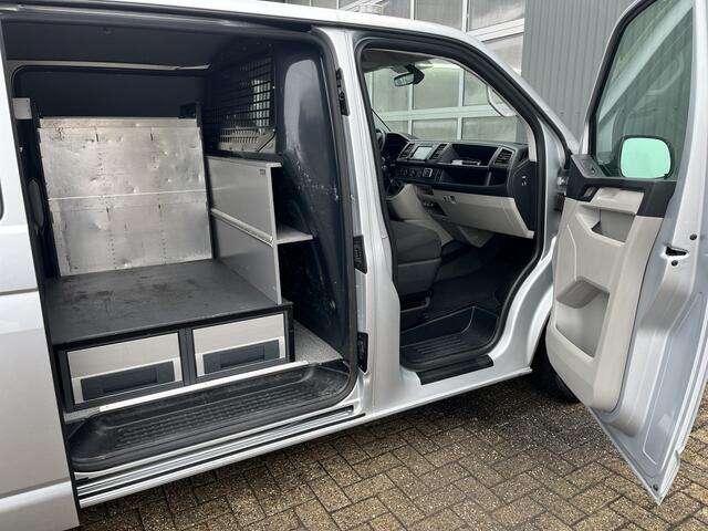 Volkswagen TRANSPORTER 2.0 TSI L1H1 Benzine / Cng Dubbele Schuifdeur Airco Cruise controle Bpm vrij Trekhaak Klep achter Stand kachel Euro 6 Benzine Ideaal voor ombouw naar Camper !!
