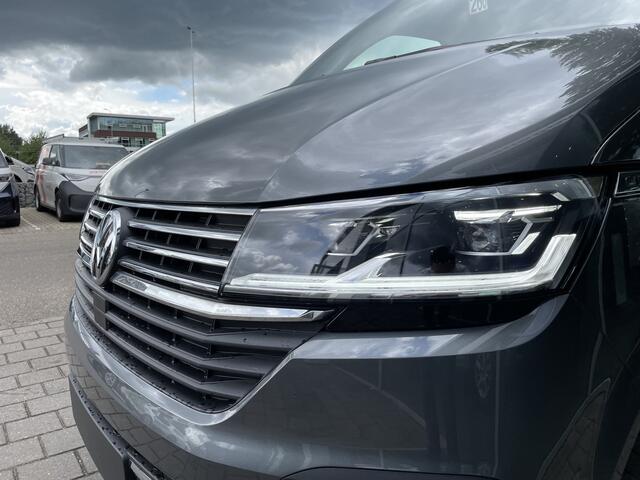 Volkswagen TRANSPORTER 2.0 TDI L2H1 32 DC Caravelle Highline | Led | Digital cockpit | Leer | Schuifdeuren elektrisch