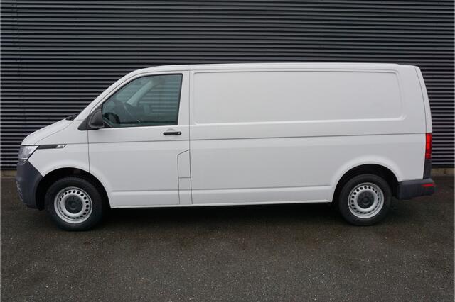 Volkswagen TRANSPORTER 150pk Automaat L2H1 Apple Carplay Navi Parkeersensoren Stoelverwarming
